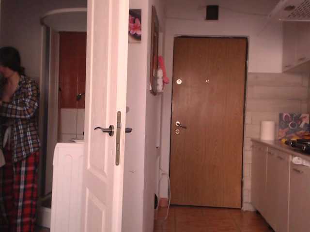 Simyhvn's BongaCams show and profile