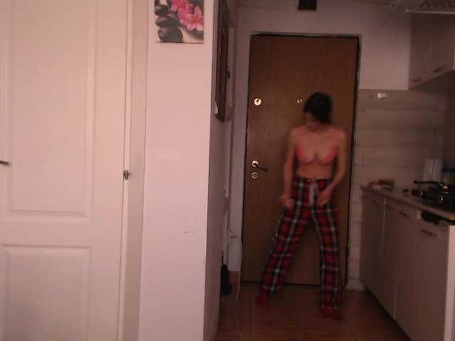 Simyhvn's BongaCams show and profile