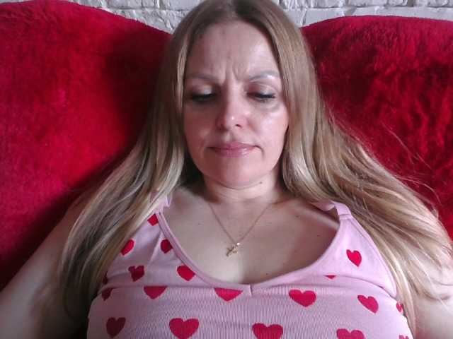 AngelAlone's BongaCams show and profile