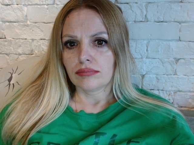 AngelAlone's BongaCams show and profile