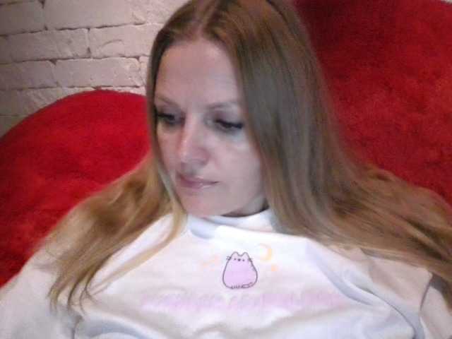 AngelAlone's BongaCams show and profile