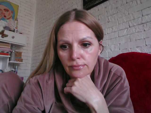 AngelAlone's BongaCams show and profile