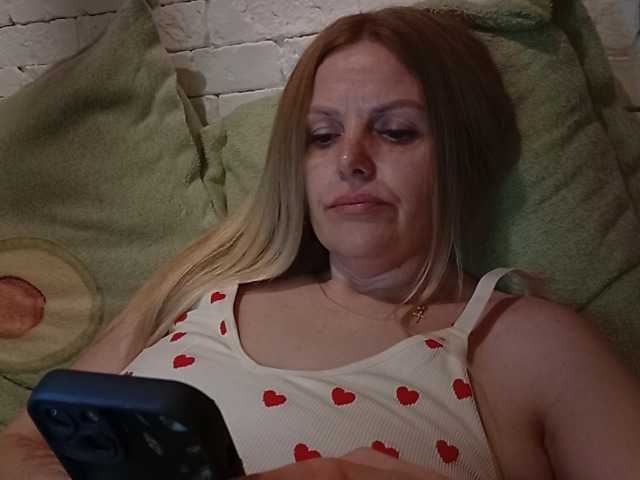 AngelAlone's BongaCams show and profile