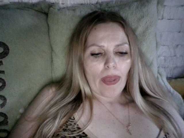 AngelAlone's BongaCams show and profile