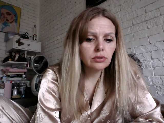 AngelAlone's BongaCams show and profile