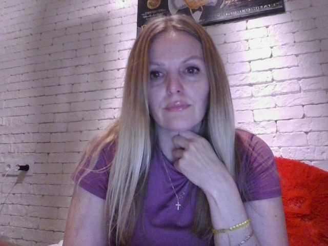 AngelAlone's BongaCams show and profile