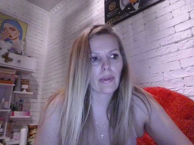 AngelAlone's BongaCams show and profile