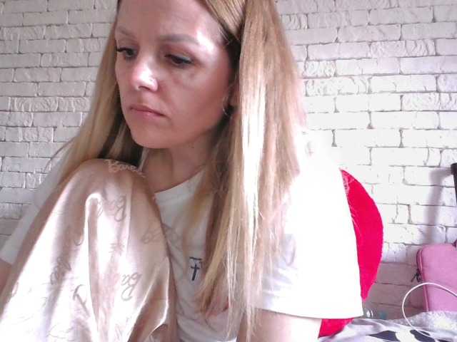 AngelAlone's BongaCams show and profile