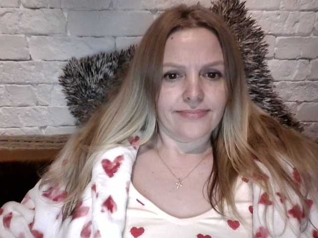 AngelAlone's BongaCams show and profile