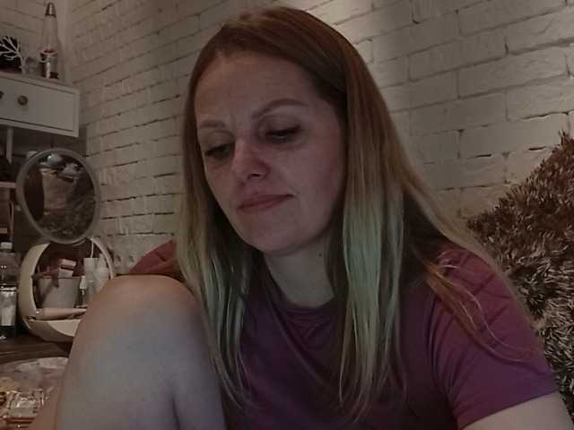 AngelAlone's BongaCams show and profile