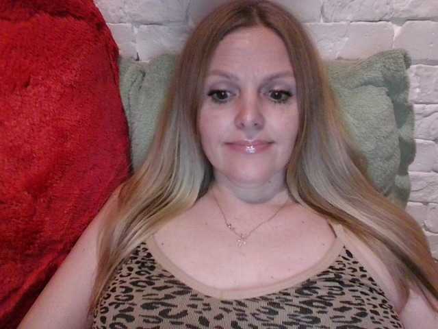 AngelAlone's BongaCams show and profile