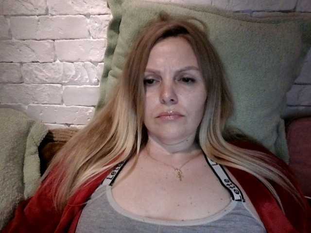 AngelAlone's BongaCams show and profile