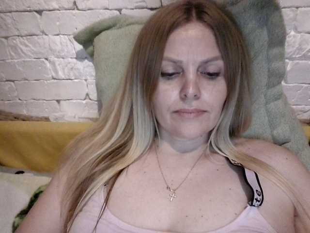 AngelAlone's BongaCams show and profile