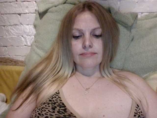 AngelAlone's BongaCams show and profile