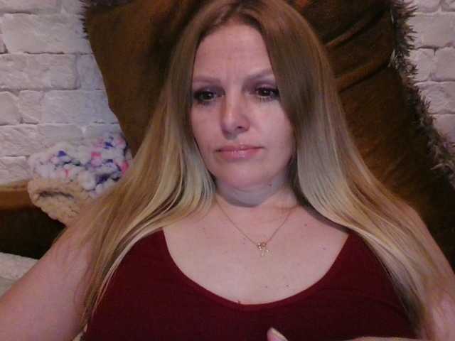 AngelAlone's BongaCams show and profile