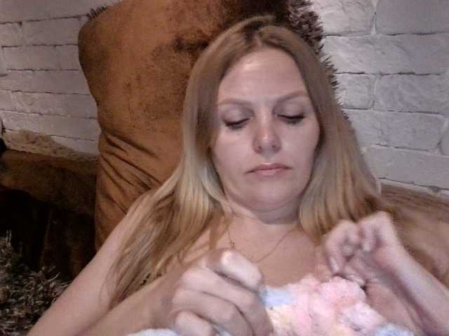 AngelAlone from BongaCams is Freechat