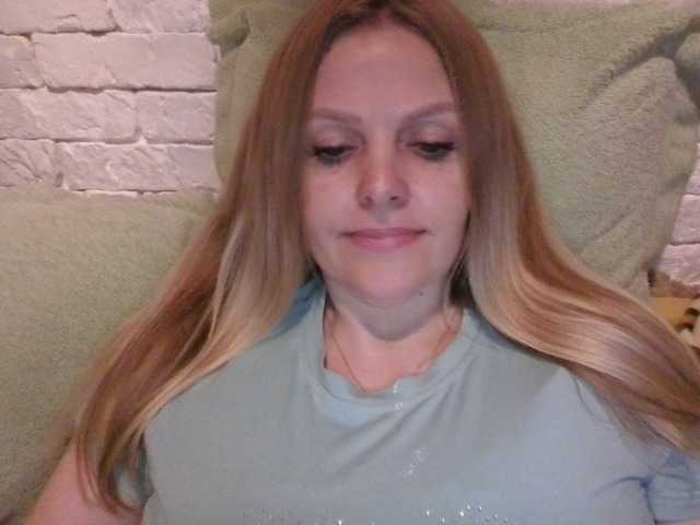 AngelAlone's BongaCams show and profile