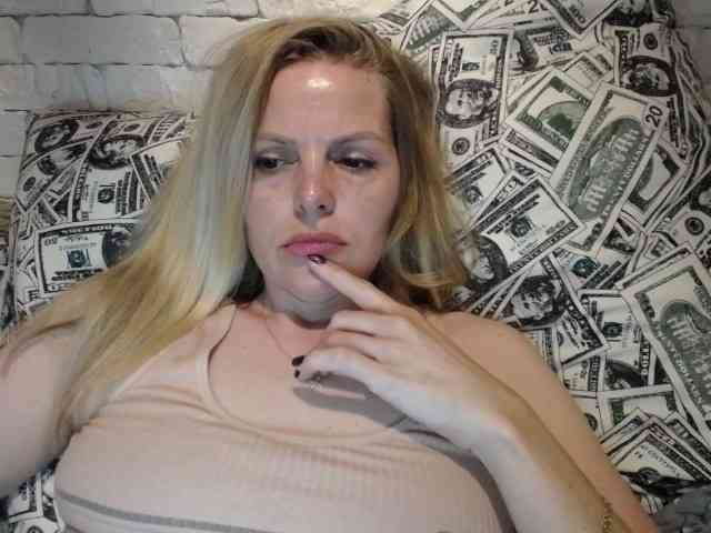 AngelAlone webcam