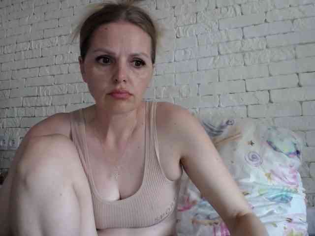 AngelAlone webcam