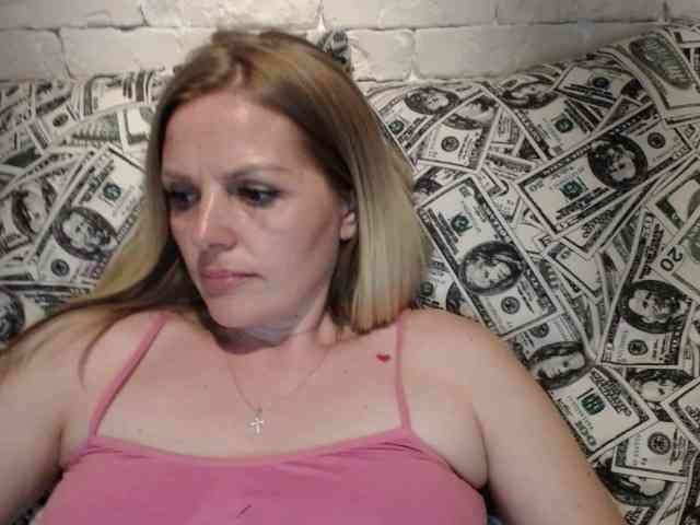 AngelAlone webcam