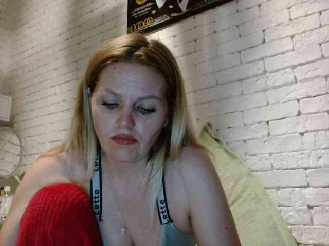 AngelAlone webcam