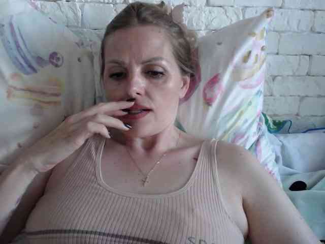 AngelAlone webcam