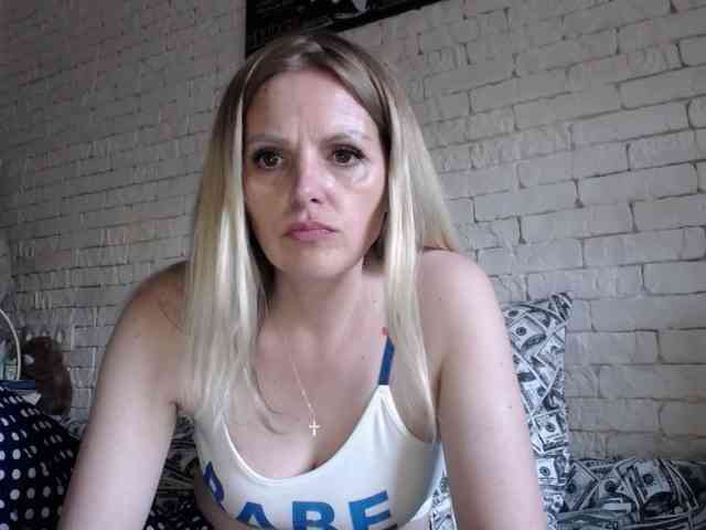 AngelAlone webcam