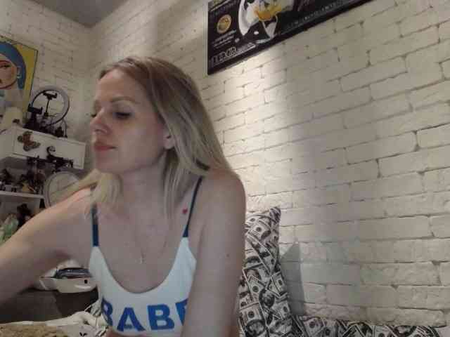 AngelAlone webcam