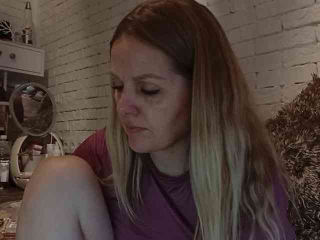 AngelAlone AngelAlone