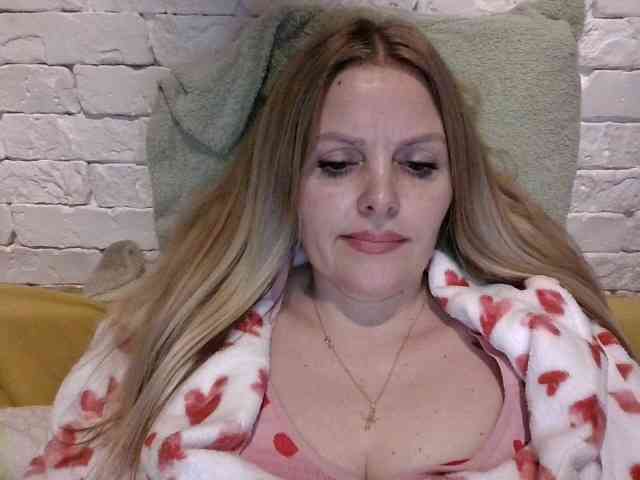 AngelAlone webcam