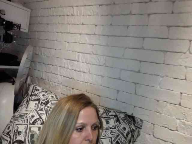 AngelAlone webcam