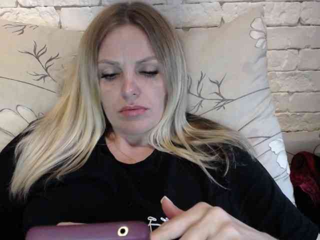 AngelAlone webcam