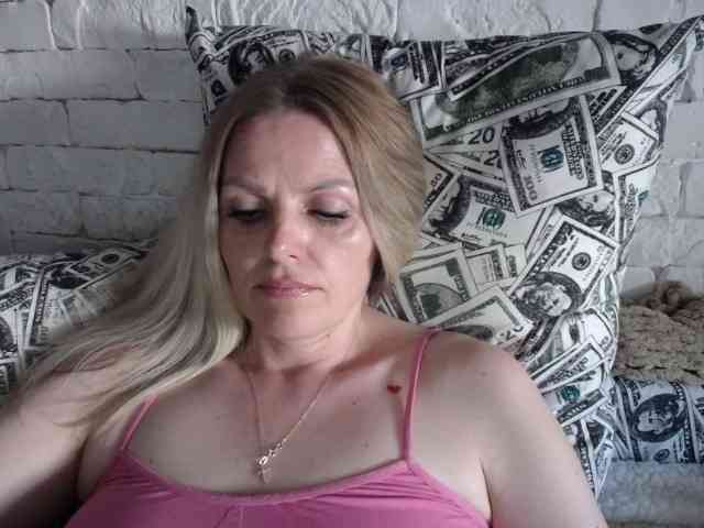 AngelAlone webcam