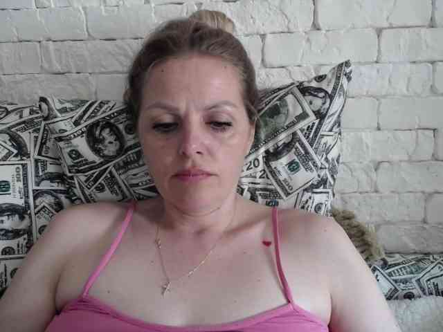 AngelAlone webcam
