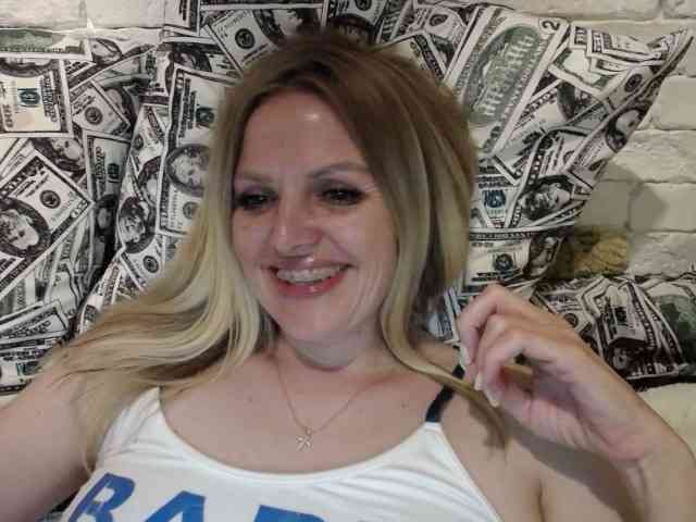 AngelAlone webcam