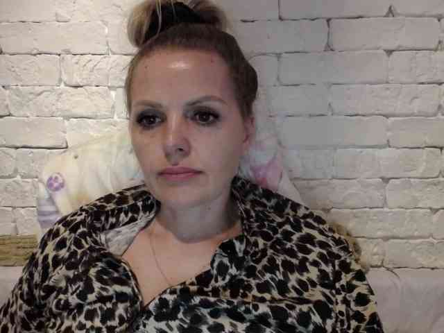 AngelAlone webcam