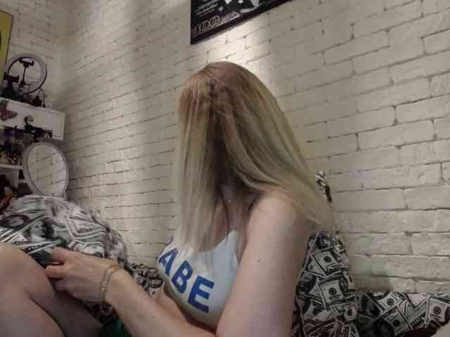 AngelAlone webcam