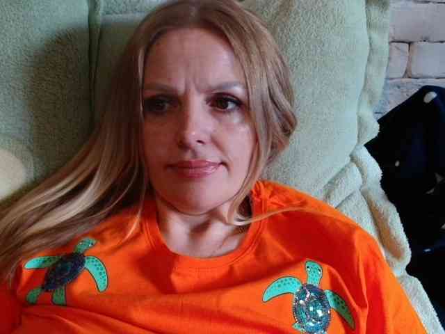 AngelAlone webcam