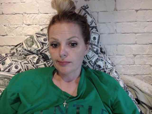 AngelAlone webcam