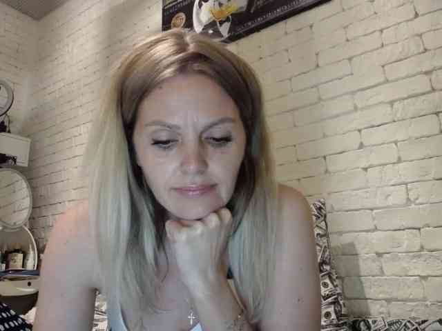 AngelAlone webcam