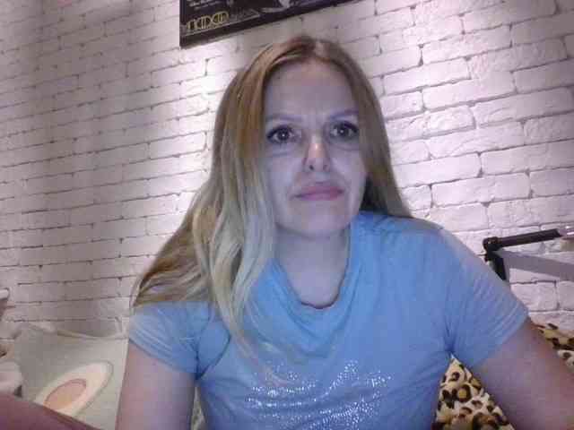 AngelAlone webcam