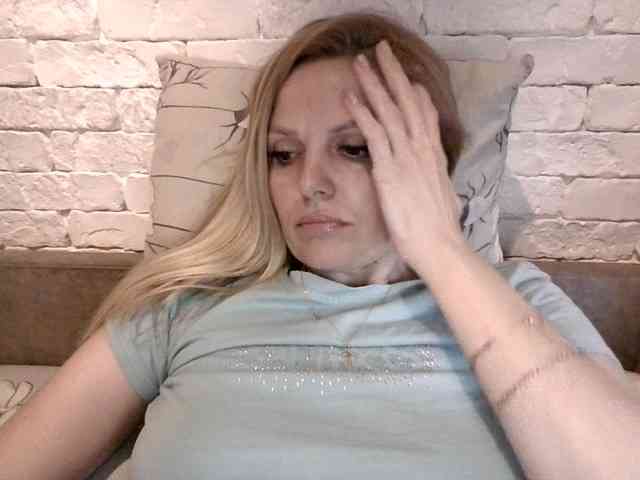 AngelAlone webcam