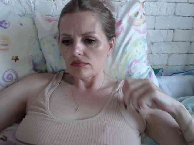 AngelAlone webcam