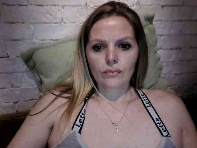 AngelAlone webcam