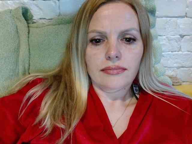 AngelAlone webcam
