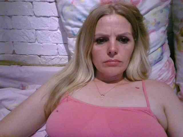 AngelAlone webcam