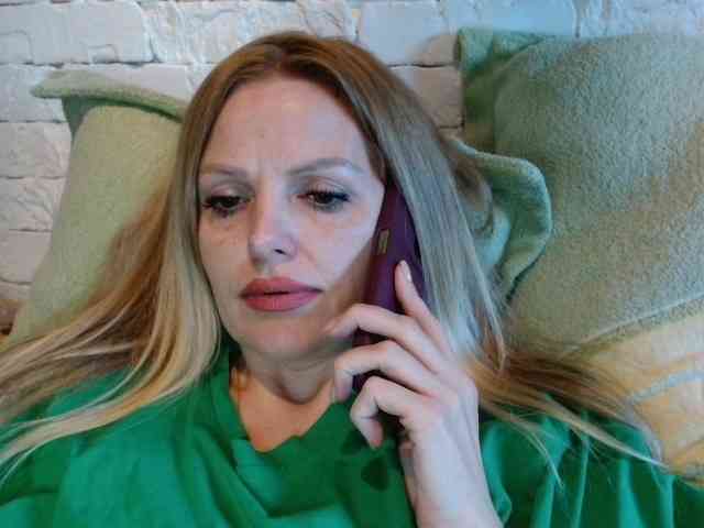 AngelAlone webcam