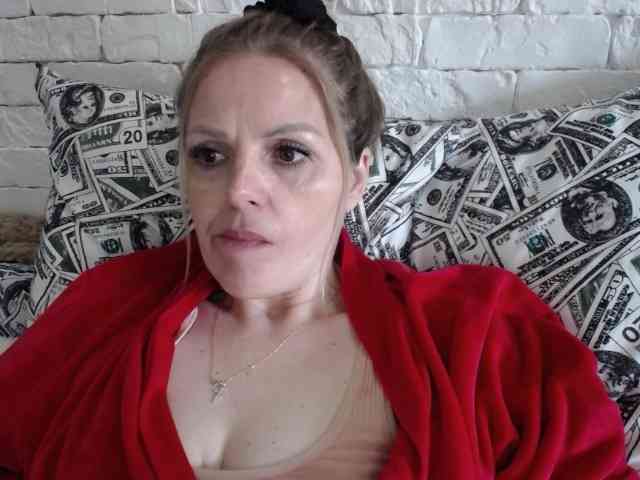 AngelAlone webcam