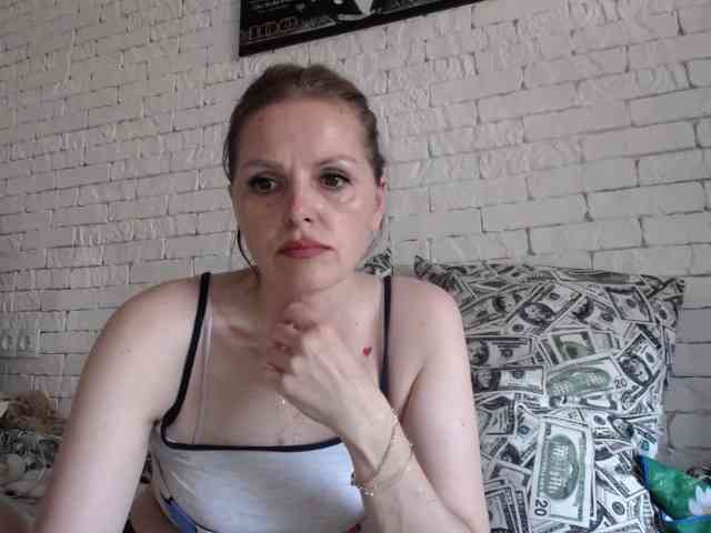 AngelAlone webcam