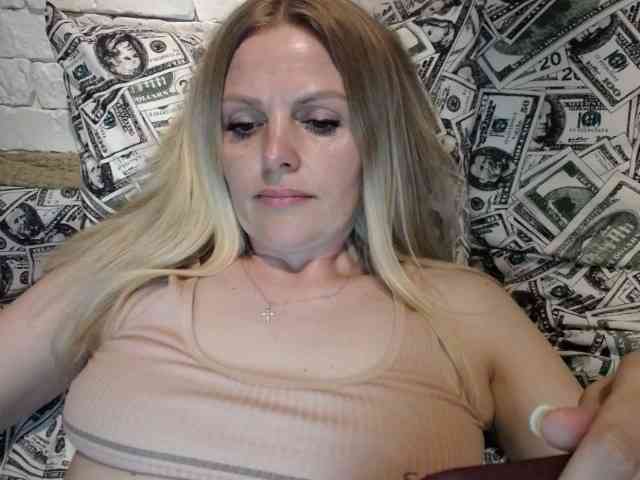 AngelAlone webcam
